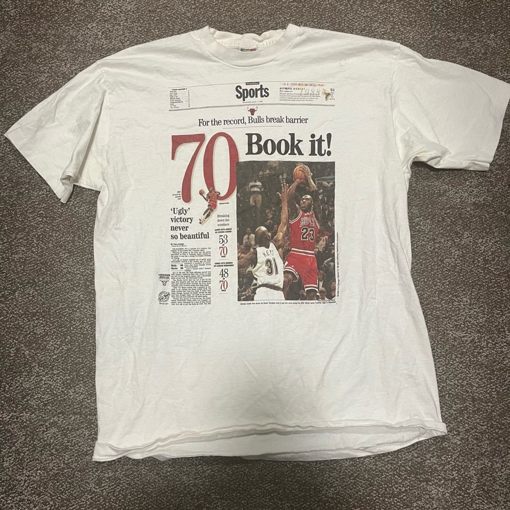 Fruit of the Loom Micheal Jordan White Short Sleeve Graphic Tee